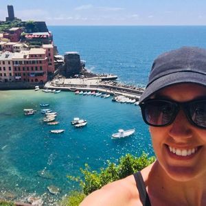 Meet your Posher, Alicia